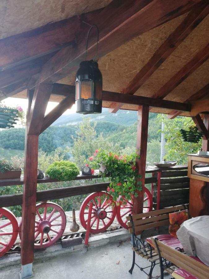 Апартаменти Tri Bagrema Km Мокра Гора Екстер'єр фото